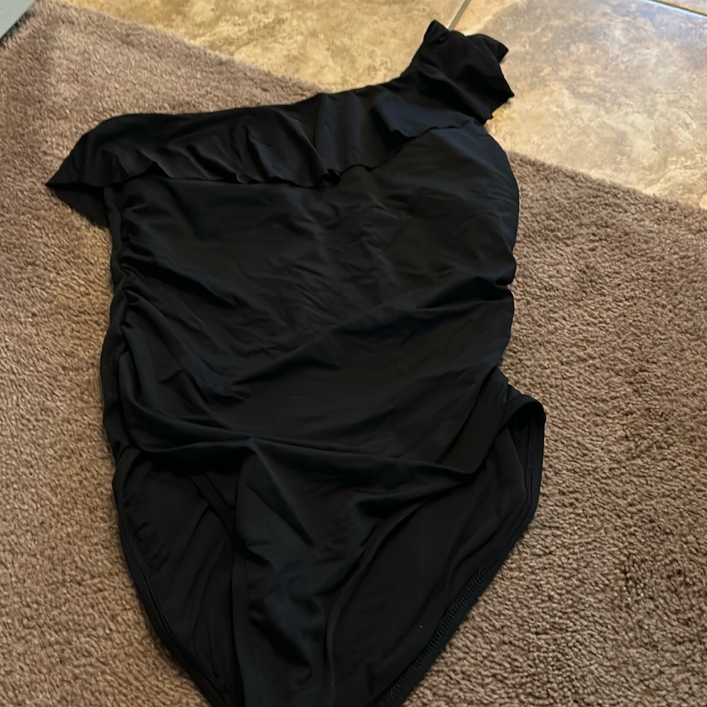 La Blanca Black One-Shoulder Ruffle One-Piece Swimsuit Size 12